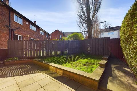 27 Brandywell, Gateshead, NE10 8PX