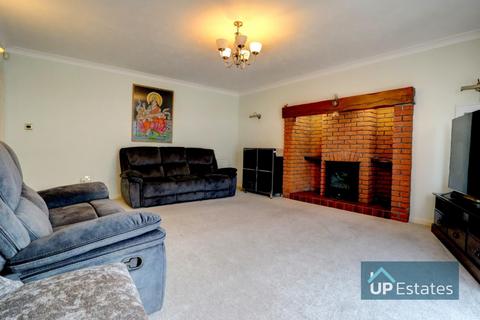 4 bedroom detached bungalow for sale, Ainsbury Road, Canley Gardens, Coventry