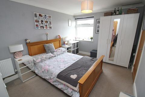 2 bedroom apartment for sale, Rumsey Fields, Danbury