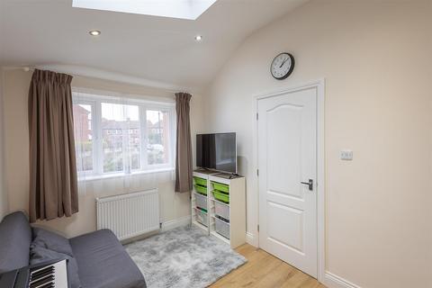 4 bedroom semi-detached house for sale - Church Road, Gosforth, Newcastle upon Tyne
