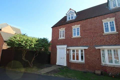 4 bedroom semi-detached house to rent - Attenborough Close, Leicester