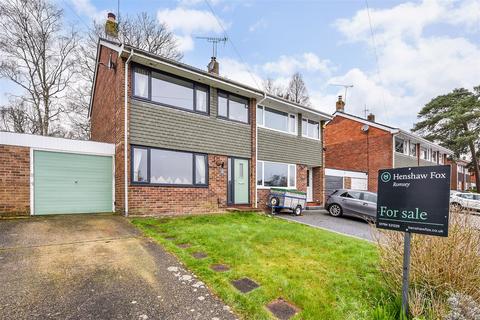 31 Cedar Crescent, North Baddesley, Southampton, SO52 9FU