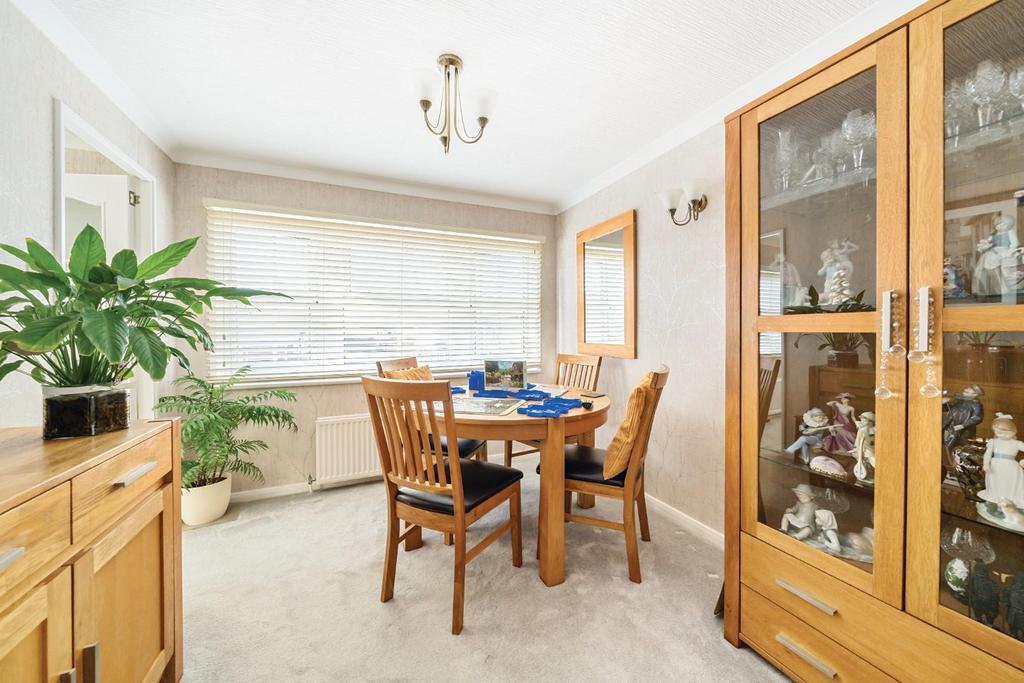 2nd view DINING ROOM.jpg