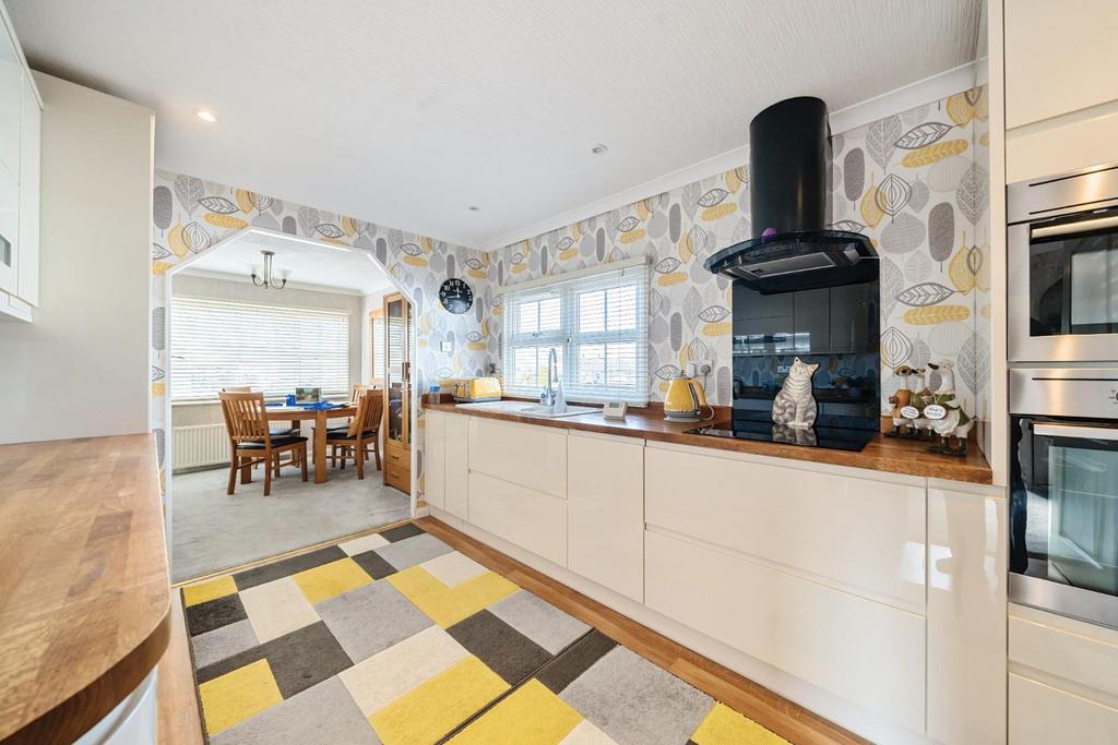 2nd view KITCHEN.jpg