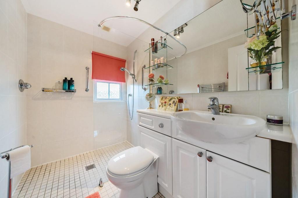 EN-SUITE.jpg