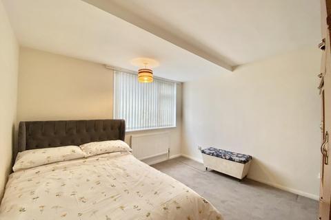 215 High Street, Cranford, Hounslow, TW5 9PF