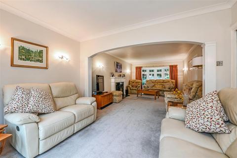 4 bedroom detached house for sale, Downview Road, Barnham