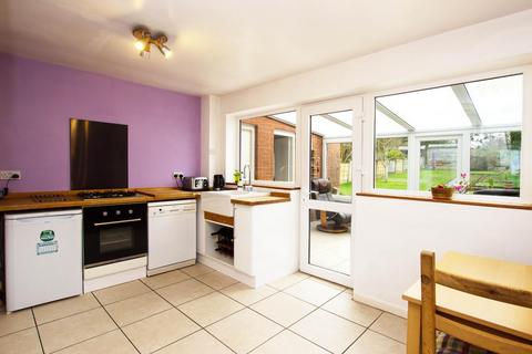 4 Thorncliffe Drive, Darwen, BB3 3QA