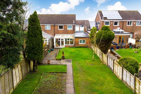 4 Thorncliffe Drive, Darwen, BB3 3QA