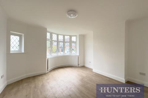 28 Mayfair Avenue, Worcester Park, KT4 7SL