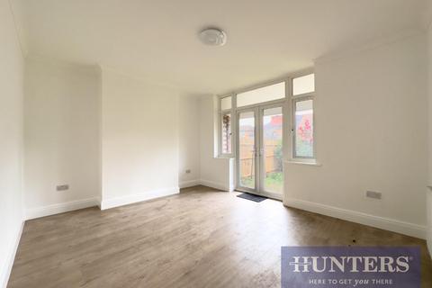 28 Mayfair Avenue, Worcester Park, KT4 7SL