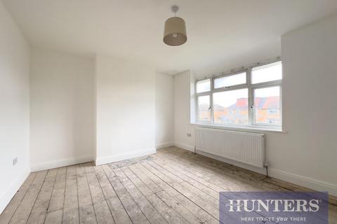 28 Mayfair Avenue, Worcester Park, KT4 7SL