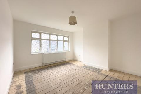 28 Mayfair Avenue, Worcester Park, KT4 7SL