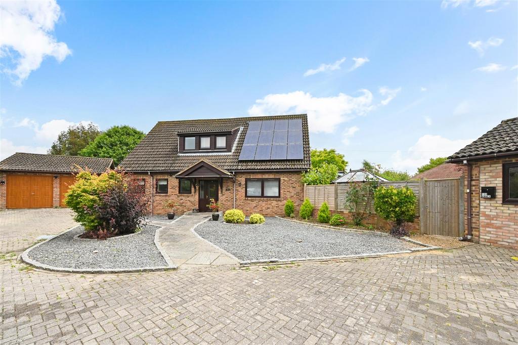 Barnham Road, Barnham 4 bed detached house for sale £750,000