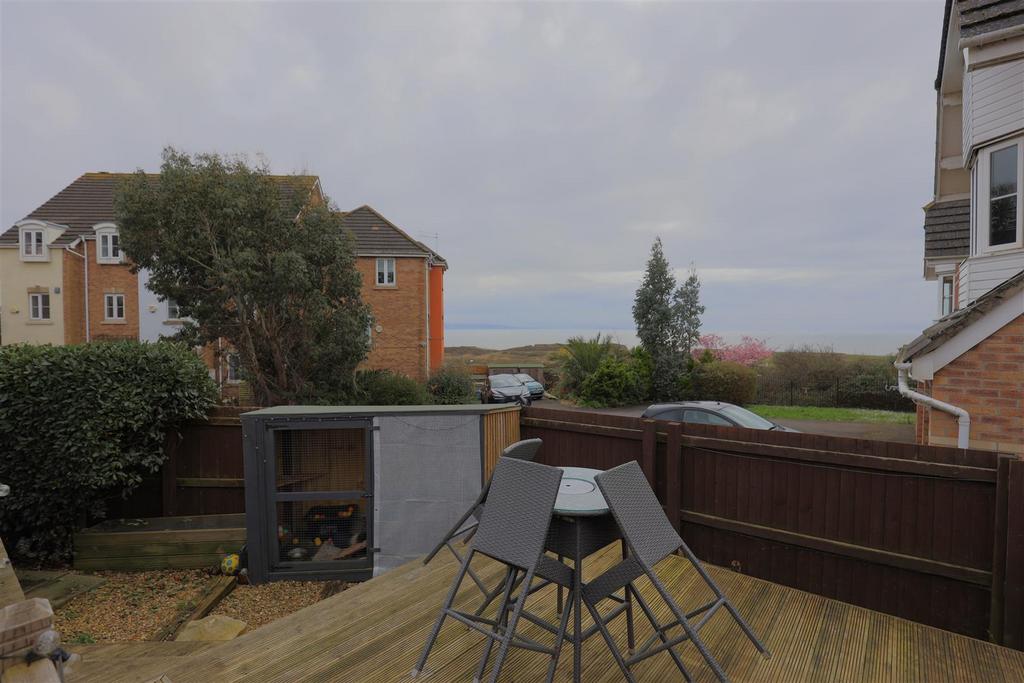 3 r5 a0026.jpg