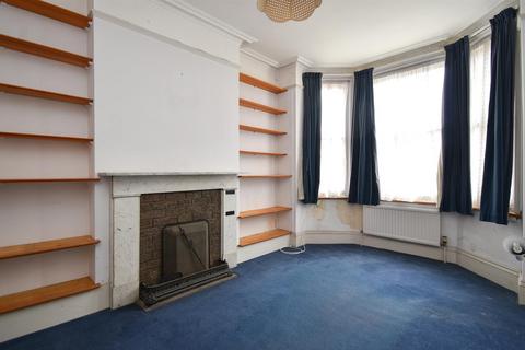 8 Edgar Road, Hastings, TN35 5JJ
