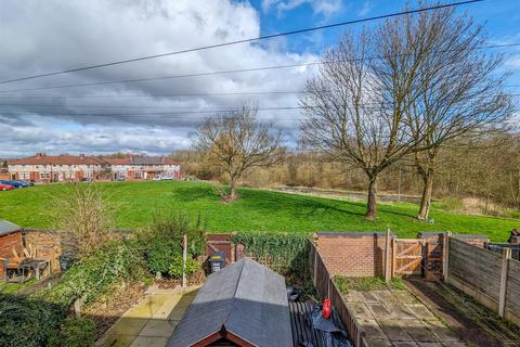 133 Maple Crescent, Leigh, WN7 5TA