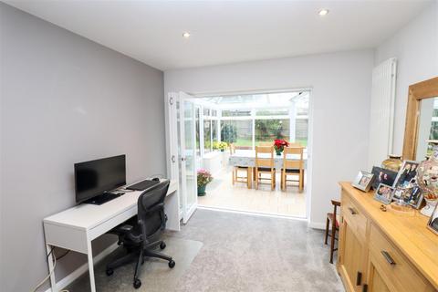 3 Chesilton Crescent, Church Crookham, Fleet, GU52 6PA