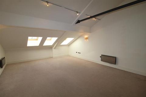 2 bedroom penthouse to rent, Oats Royd Mill, Luddenden, Halifax