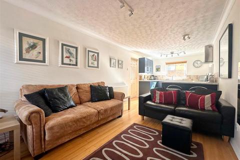 1 bedroom flat for sale, Postern Close, Bishops Wharf