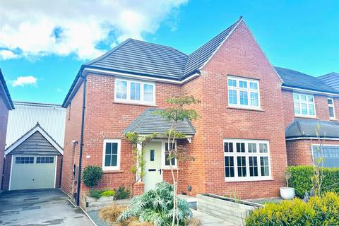 4 bedroom detached house for sale, Farro Drive, Off Water Lane