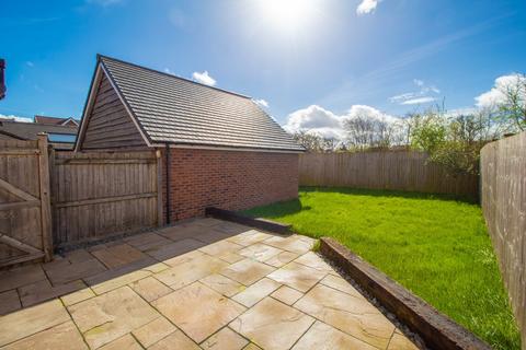 3 bedroom semi-detached house for sale, Green Meadow Rise, Penymynydd, Chester