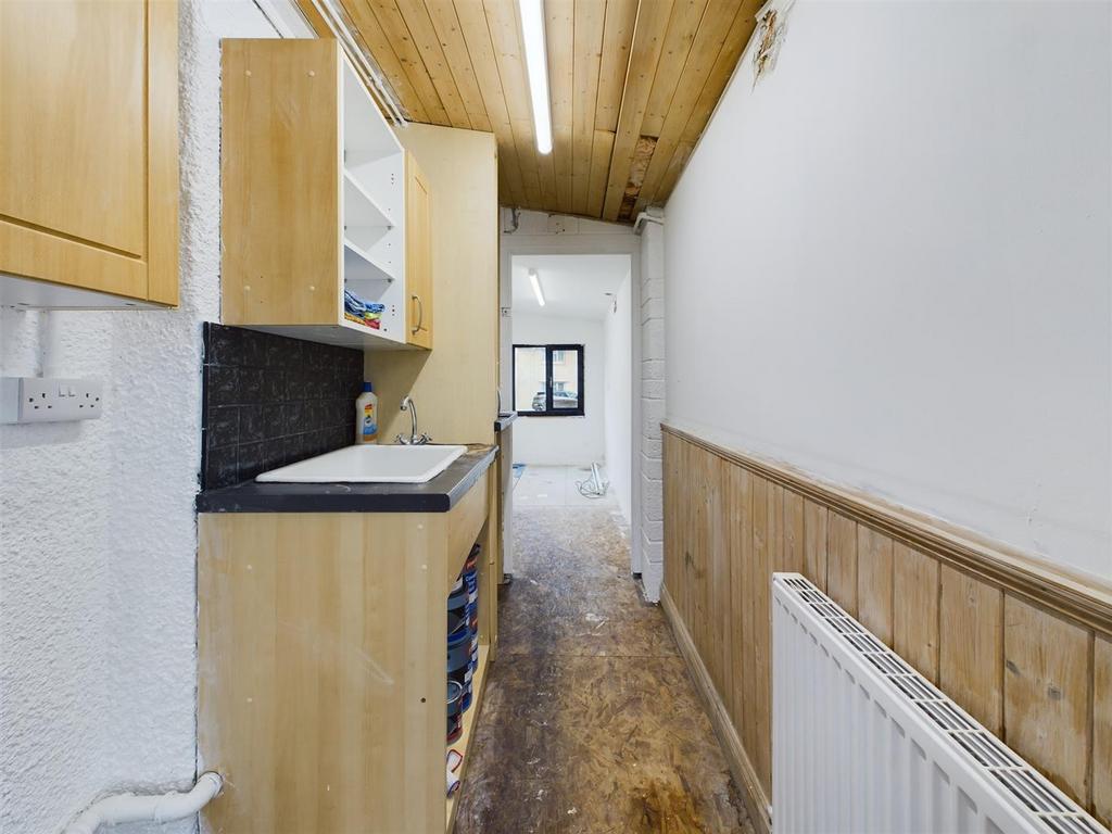 CAM02319 G0-PR0082-STILL014.jpg
