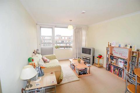 2 bedroom apartment to rent, Brentford Dock, Brentford