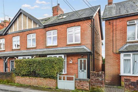 3 bedroom end of terrace house for sale - Denham Terrace, St. Mary Bourne, Andover