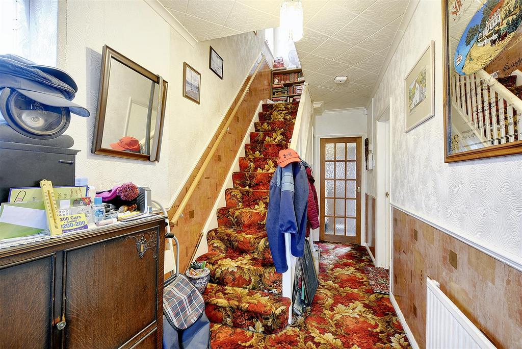 Hallway.jpeg