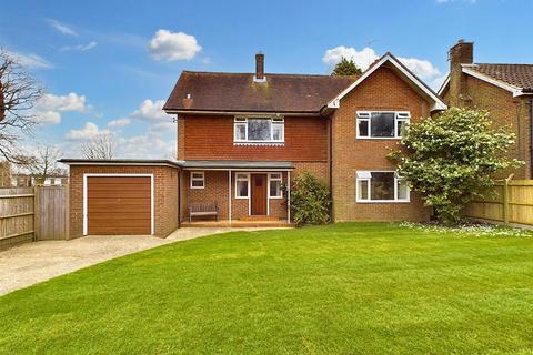 4 bedroom detached house for sale - The Mardens, Ifield RH11