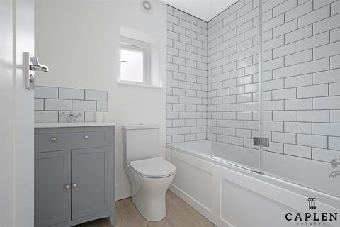 Pear Tree Cottage Epping Road, Nazeing, Waltham Abbey, EN9 2DH