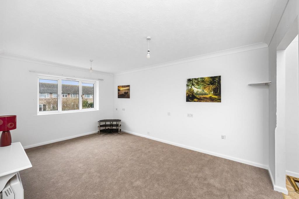 Amberly Court 19-0016.jpg