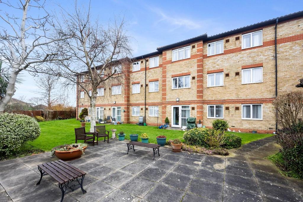 Amberly Court 19-0012.jpg
