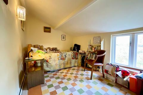9 Baron Street, Usk, NP15 1AS