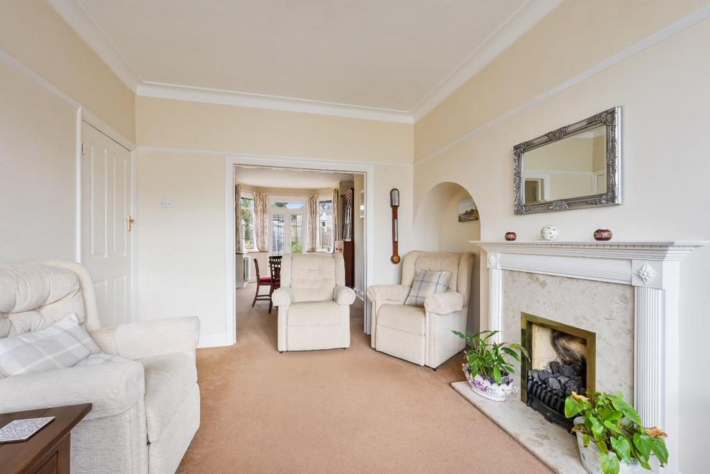 AMBERLEY GARDENS, 84- (10).jpg