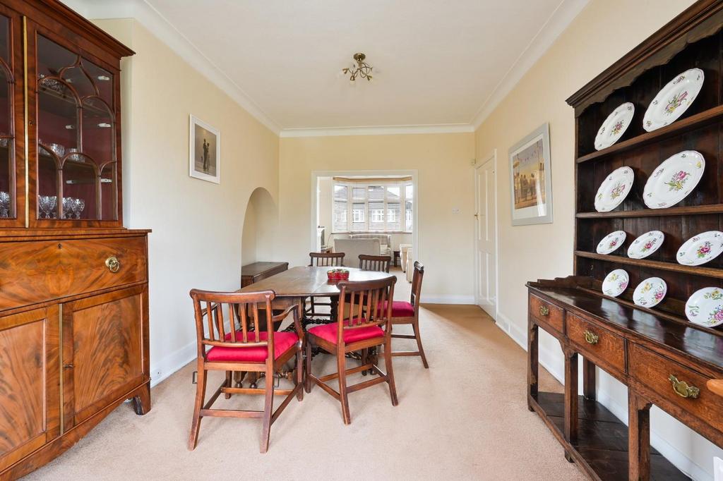 AMBERLEY GARDENS, 84- (12).jpg