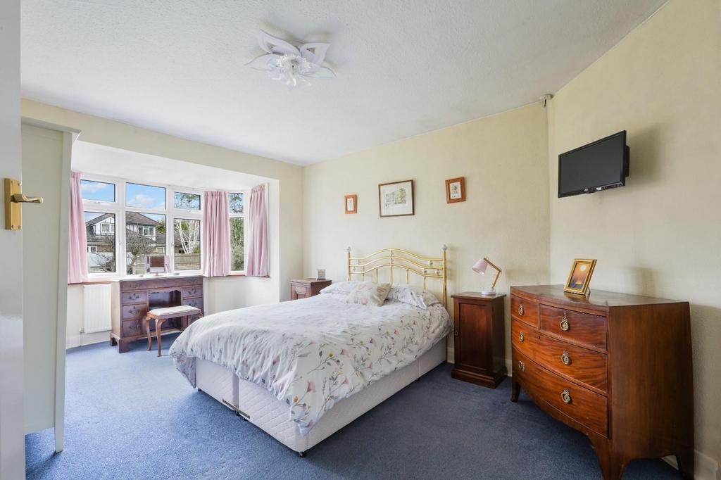 AMBERLEY GARDENS, 84- (2).jpg