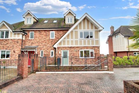 4 bedroom house for sale, Woodland Avenue, Worthing