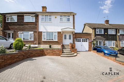 3 bedroom semi-detached house for sale, Wannock Gardens, Ilford