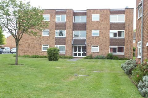2 bedroom flat for sale - Willowhayne Court, Willowhayne Drive, Walton on Thames
