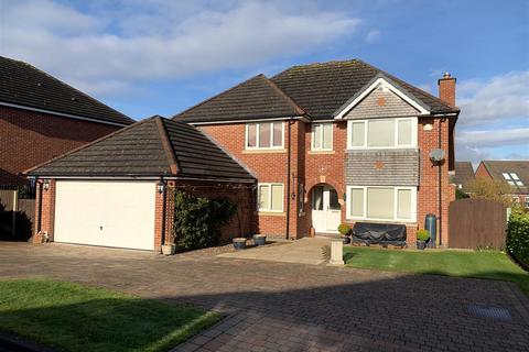 5 bedroom detached house for sale, Wellfield Way, Whitchurch
