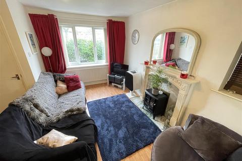 3 bedroom house for sale - Chorlton Road, Hulme, Manchester
