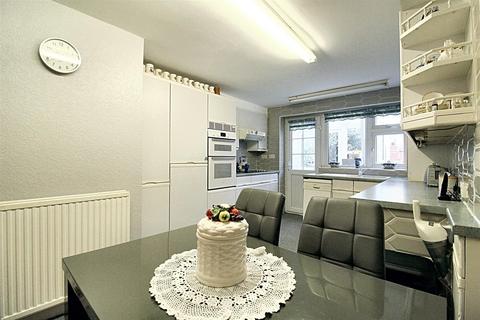 2 bedroom terraced house for sale - Westgate, Almondbury, Huddersfield, HD5 8XJ