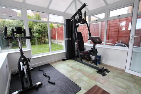 2 Bescot Way, Shipley, BD18 1QA