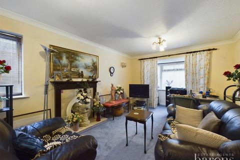 4 bedroom house for sale, Highwood Ridge, Basingstoke RG22