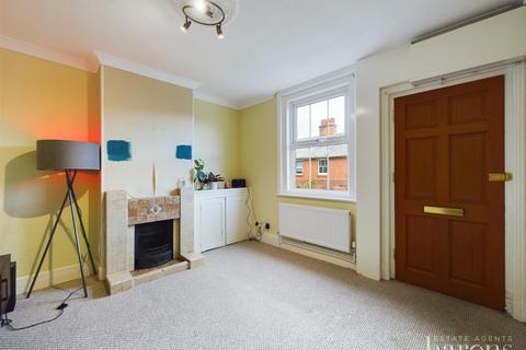 3 bedroom terraced house for sale - Winchester Road, Basingstoke RG21