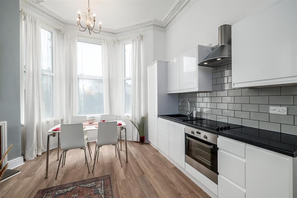 Dale Road, Plymouth 2 bed apartment for sale £150,000