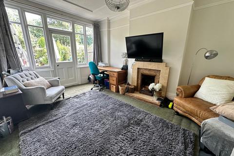24 Minster Road, Bromley, BR1 4DZ
