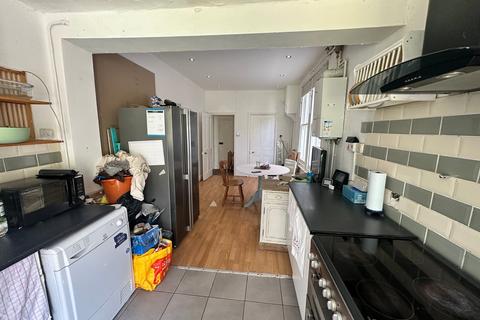 24 Minster Road, Bromley, BR1 4DZ